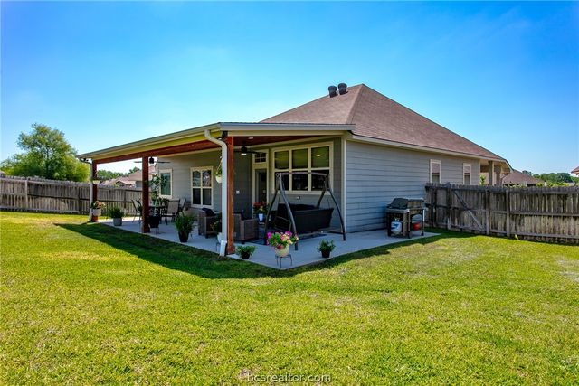 2071 Positano Loop, Bryan, TX 77808