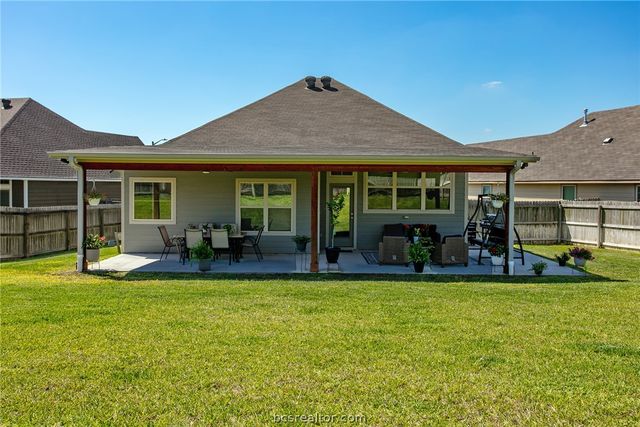 2071 Positano Loop, Bryan, TX 77808