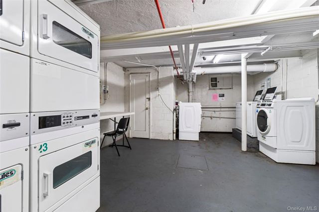 144-15 78th Rd 3A, Kew Garden Hills, NY 11367