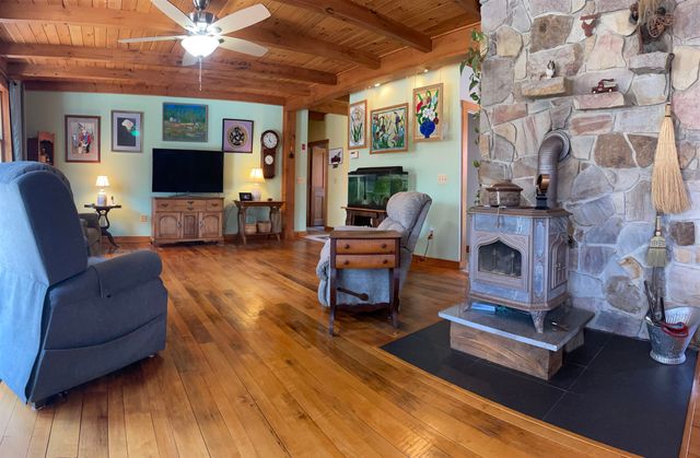 533 Juniper Hill Road, Stoddard, NH 03464