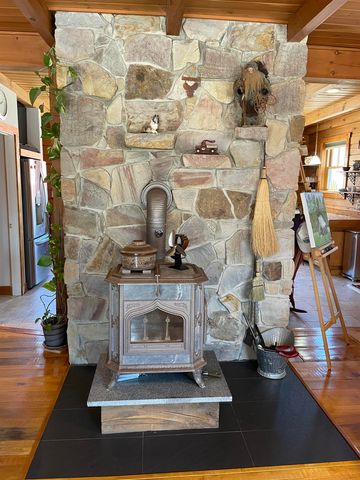 533 Juniper Hill Road, Stoddard, NH 03464