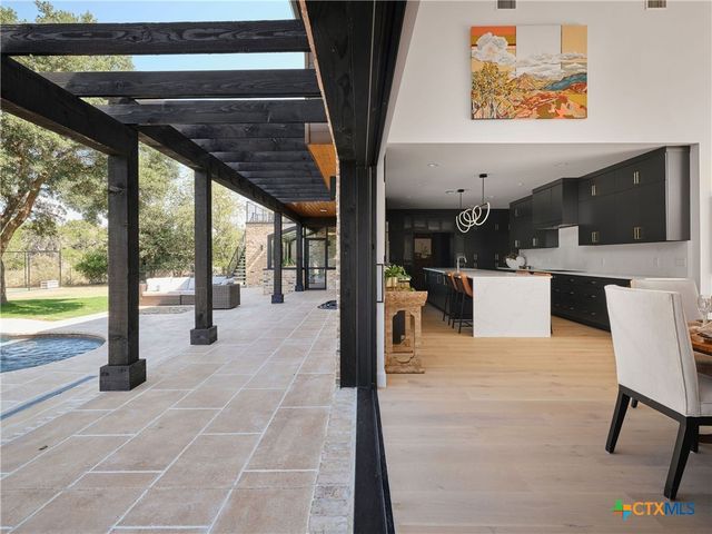 353 Lakeview Boulevard, New Braunfels, TX 78130