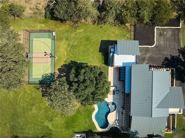 353 Lakeview Boulevard, New Braunfels, TX 78130