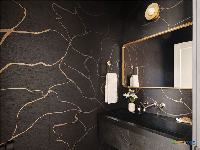 353 Lakeview Boulevard, New Braunfels, TX 78130