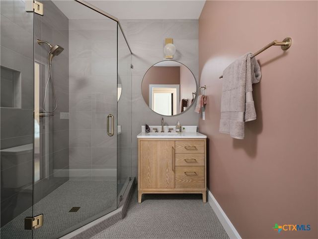 353 Lakeview Boulevard, New Braunfels, TX 78130