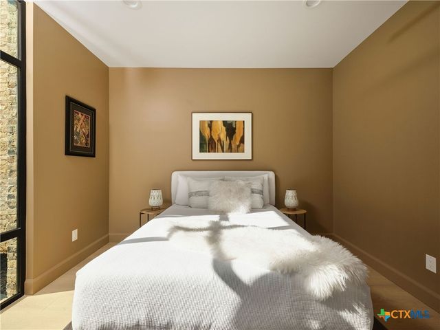 353 Lakeview Boulevard, New Braunfels, TX 78130