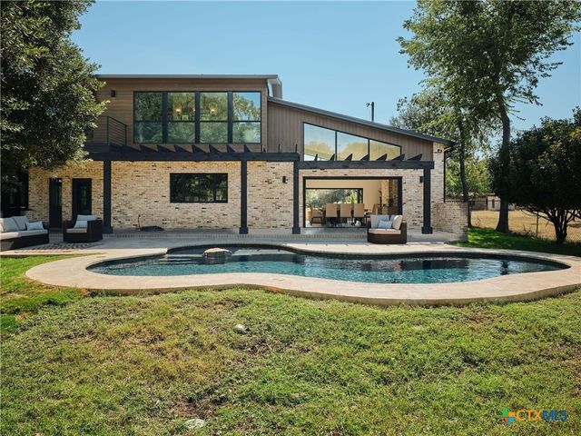 353 Lakeview Boulevard, New Braunfels, TX 78130