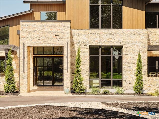 353 Lakeview Boulevard, New Braunfels, TX 78130