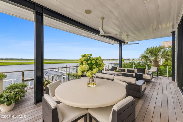 20 Pelican Drive, Wrightsville Beach, NC 28480