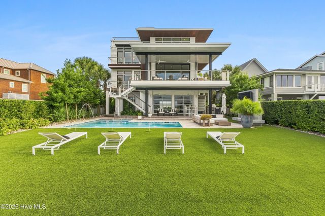 20 Pelican Drive, Wrightsville Beach, NC 28480