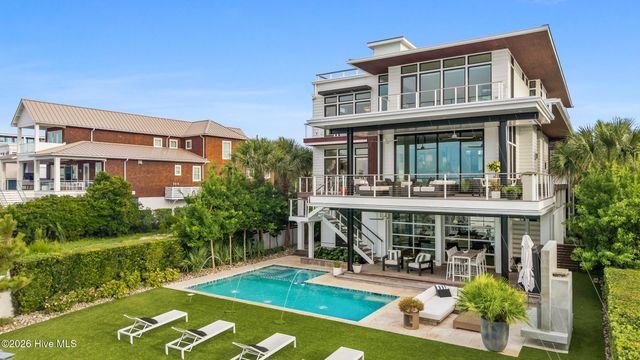 20 Pelican Drive, Wrightsville Beach, NC 28480