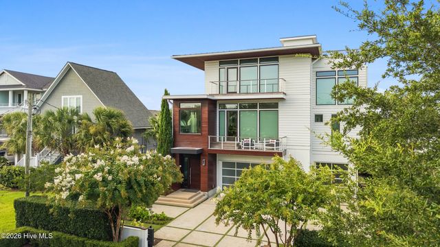 20 Pelican Drive, Wrightsville Beach, NC 28480