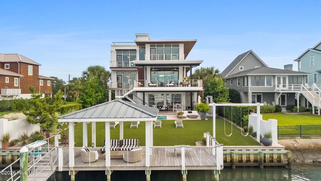 20 Pelican Drive, Wrightsville Beach, NC 28480