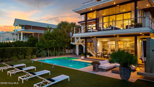 20 Pelican Drive, Wrightsville Beach, NC 28480