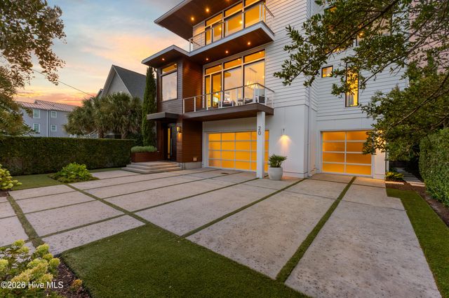 20 Pelican Drive, Wrightsville Beach, NC 28480