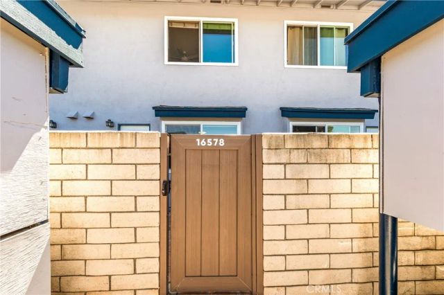 16578 Nube Lane, Huntington Beach, CA 92649