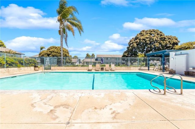 16578 Nube Lane, Huntington Beach, CA 92649