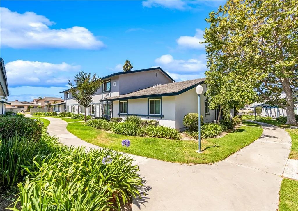 16578 Nube Lane, Huntington Beach, CA 92649