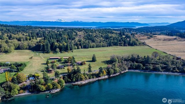 2383 W Shore Drive, Lummi Island, WA 98262