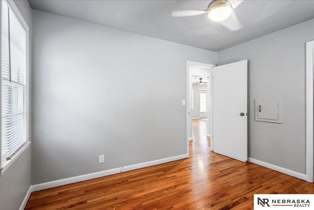 949 N 68th Street, Lincoln, NE 68505