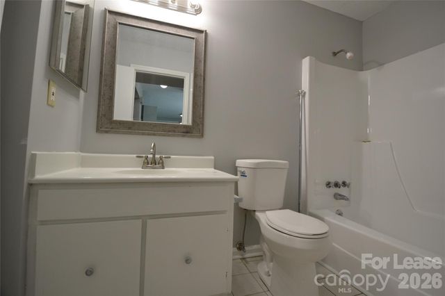 2013 Stoney Point Lane 29, Charlotte, NC 28210