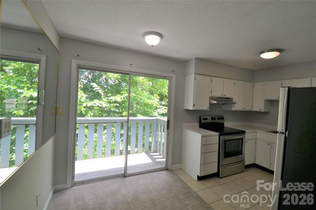 2013 Stoney Point Lane 29, Charlotte, NC 28210