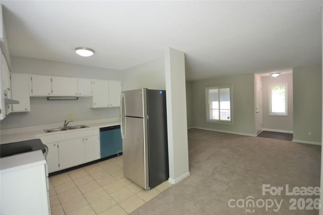 2013 Stoney Point Lane 29, Charlotte, NC 28210