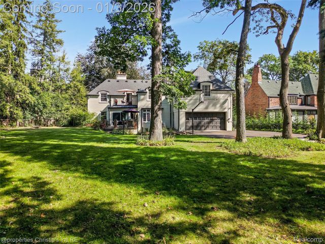 19385 Renfrew Road, Detroit, MI 48221