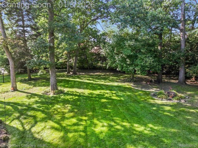 19385 Renfrew Road, Detroit, MI 48221