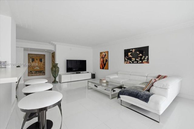 18051 Biscayne Boulevard 1701, Aventura, FL 33160