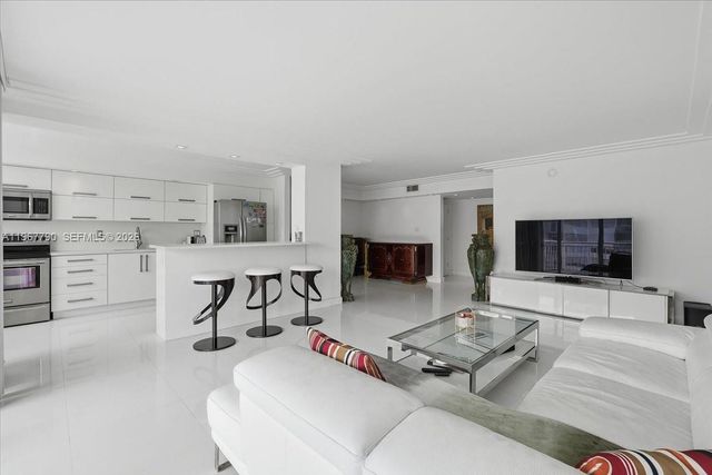 18051 Biscayne Boulevard 1701, Aventura, FL 33160