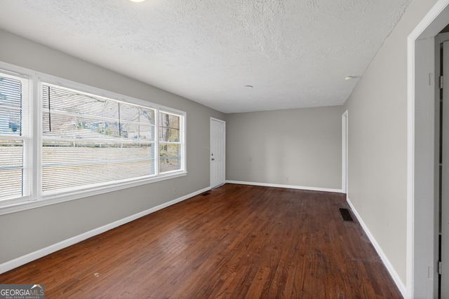 4458 Linecrest Way, Ellenwood, GA 30294