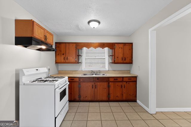 4458 Linecrest Way, Ellenwood, GA 30294