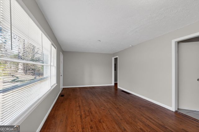 4458 Linecrest Way, Ellenwood, GA 30294