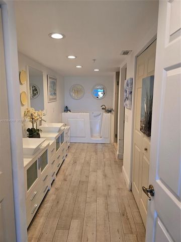2880 NE 14th St Causeway 311, Pompano Beach, FL 33062