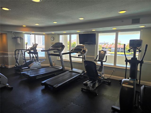2880 NE 14th St Causeway 311, Pompano Beach, FL 33062