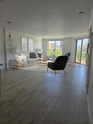 2880 NE 14th St Causeway 311, Pompano Beach, FL 33062