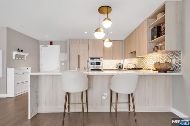 800 Ave At Port Imperial Boulevard 920, Weehawken, NJ 07086