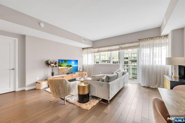 800 Ave At Port Imperial Boulevard 920, Weehawken, NJ 07086