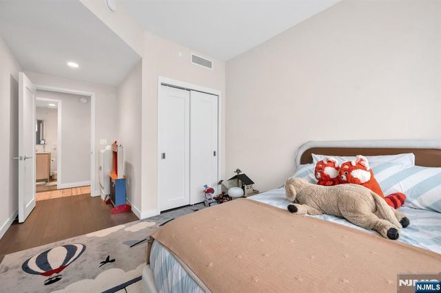 800 Ave At Port Imperial Boulevard 920, Weehawken, NJ 07086