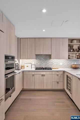 800 Ave At Port Imperial Boulevard 920, Weehawken, NJ 07086