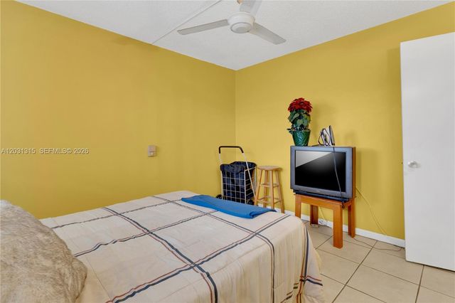 1200 Tallwood Avenue 202, Hollywood, FL 33021