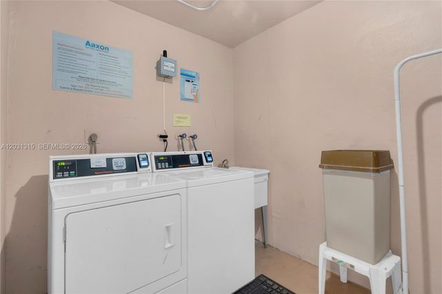 1200 Tallwood Avenue 202, Hollywood, FL 33021