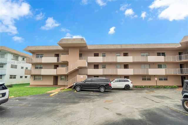 1200 Tallwood Avenue 202, Hollywood, FL 33021