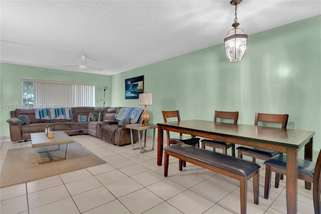 1200 Tallwood Avenue 202, Hollywood, FL 33021