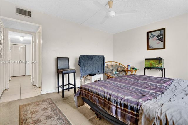 1200 Tallwood Avenue 202, Hollywood, FL 33021