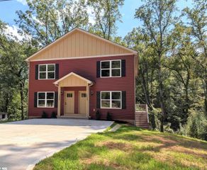 126 A & B Brookmeade Drive, Anderson, SC 29626