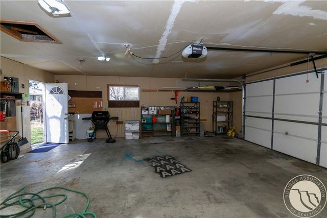 2211 Avenue B, Billings, MT 59102