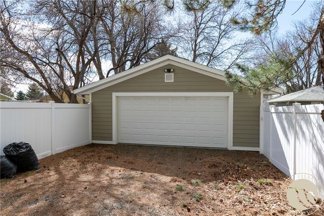 2211 Avenue B, Billings, MT 59102