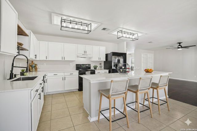 1012 Wellbrook, Schertz, TX 78154